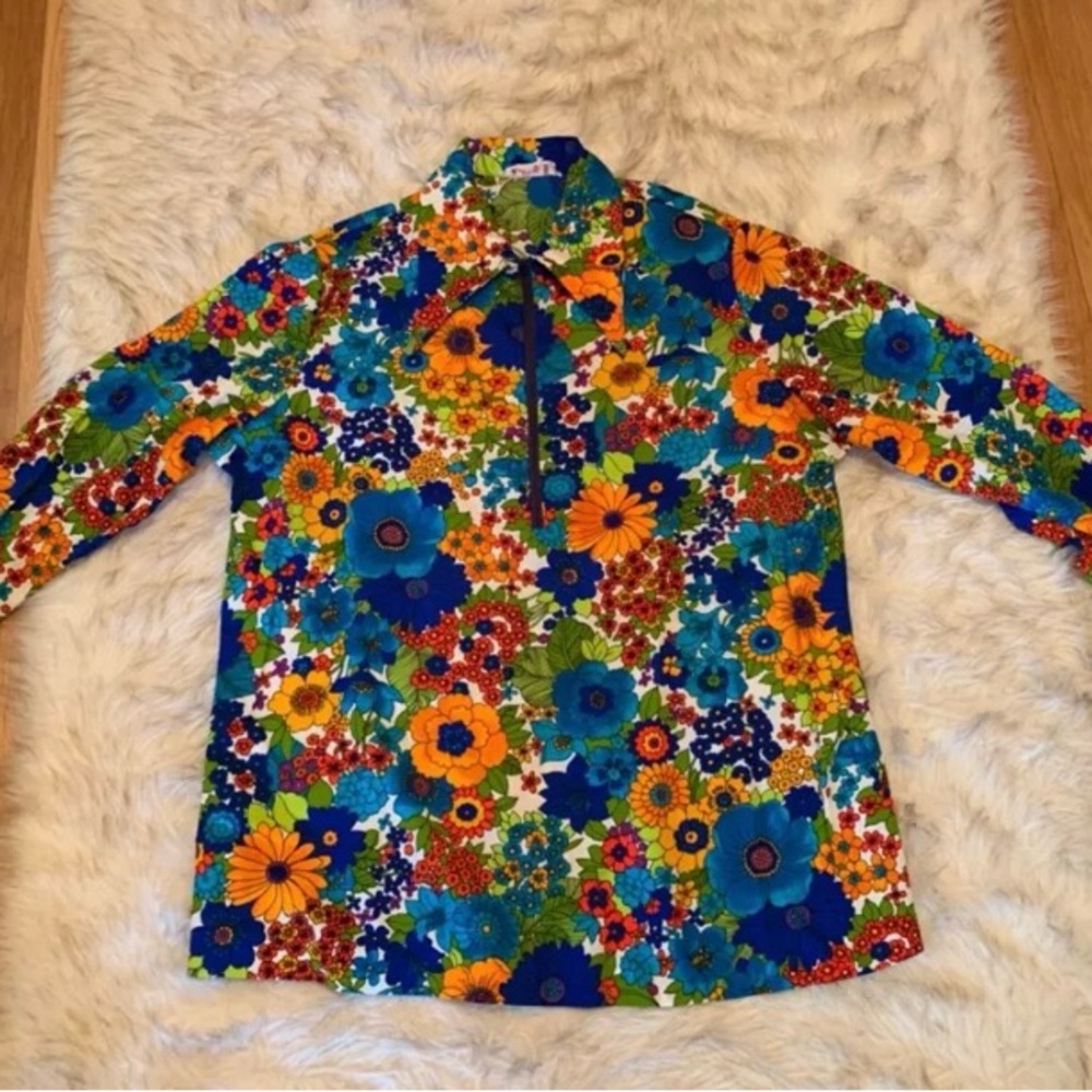 Vintage Flower Power Blouse - 1960s or 1970s